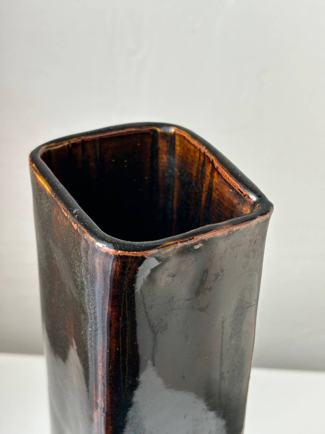 Vase en céramique d'art