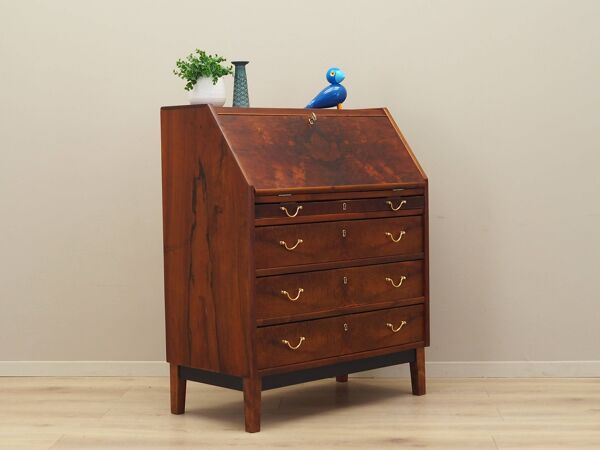 Secrétaire en noyer, design danois, années 1960, production : Danemark
