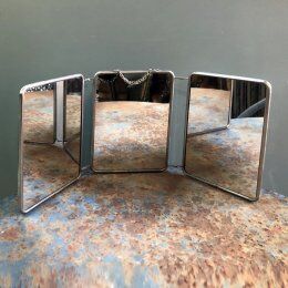 Triptych mirror 30s
