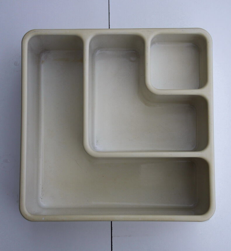 Prisunic plastic shelf 70s