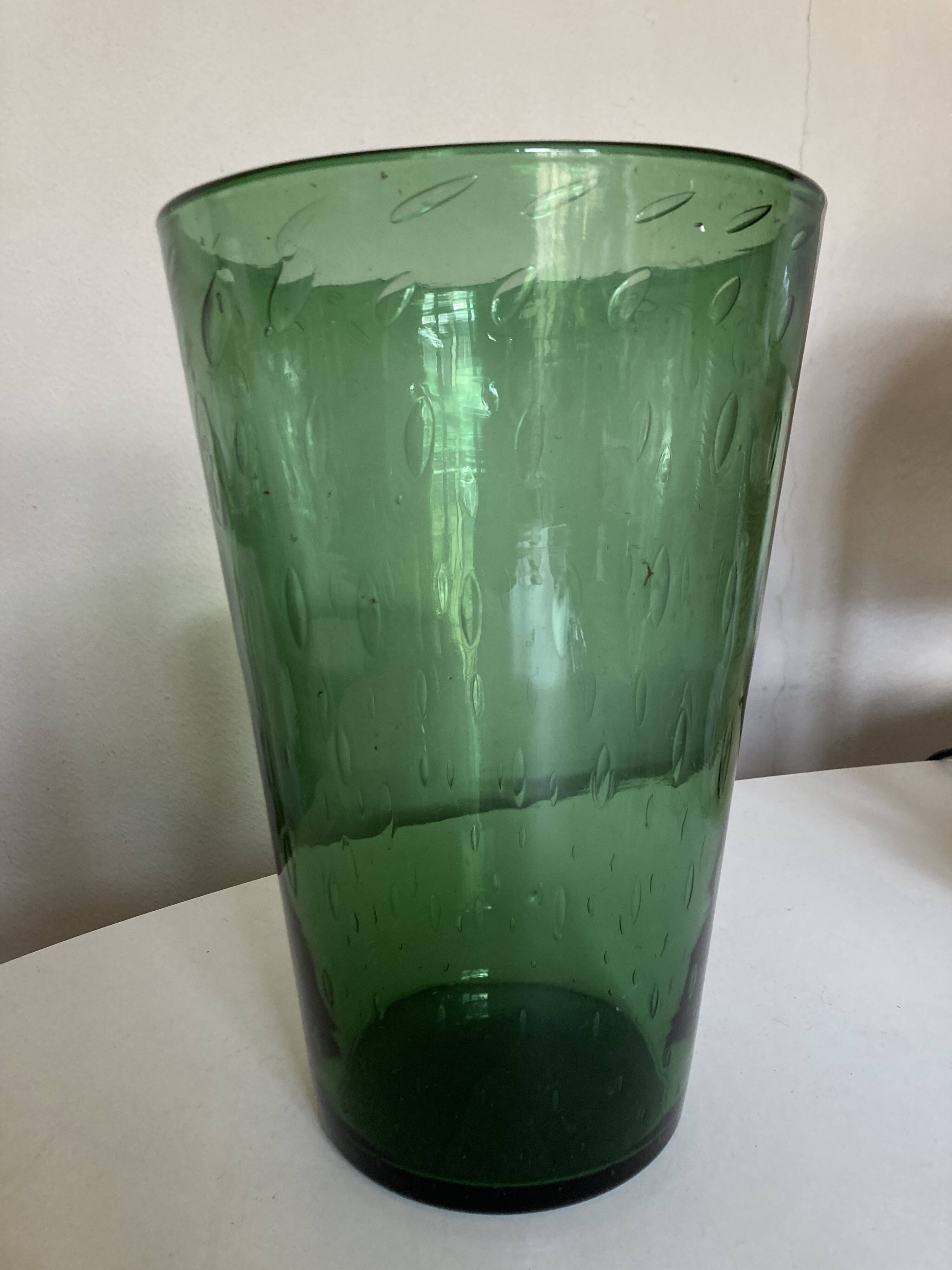 XXXL vase Italian work 1960 in bubble blown Empoli glass