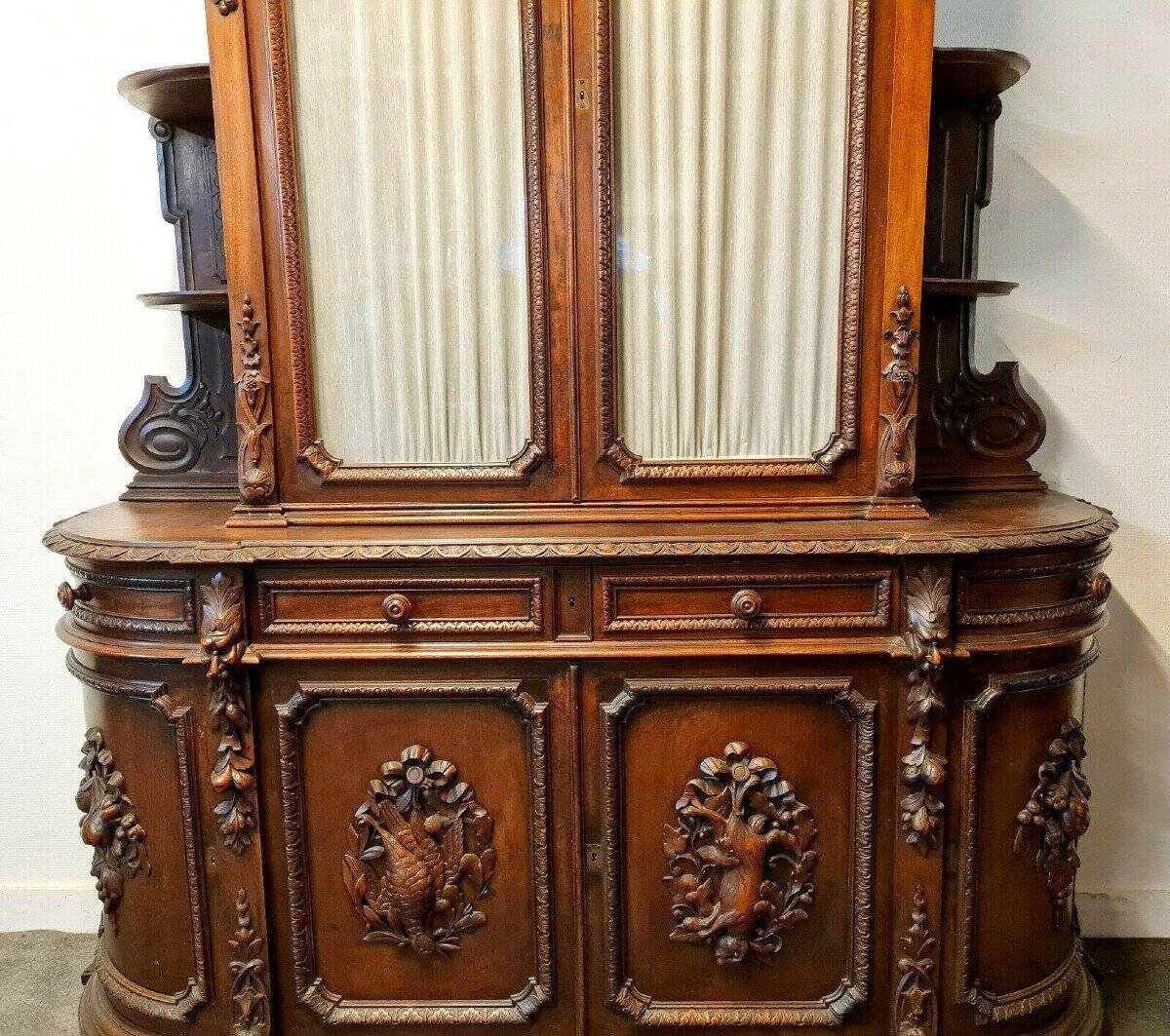 Renaissance castle library in walnut, half-moon shape, circa 1850