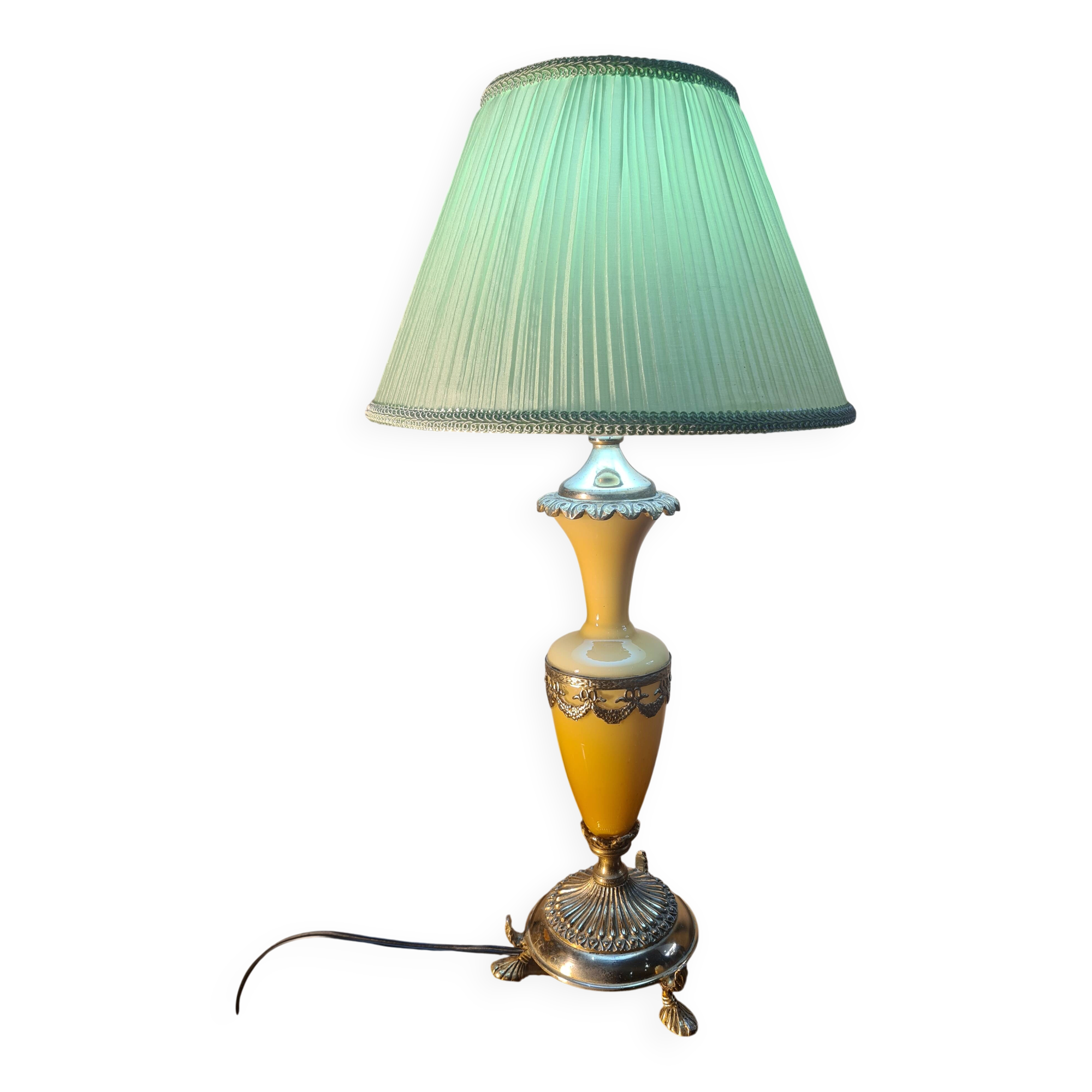 honey opaline lamp with gilding, pleated satin shade 50x25, electrical in good condition, very good