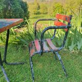 Garden table and armchairs