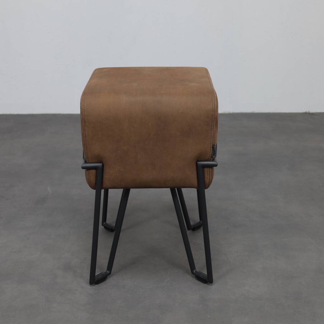 Low stool Bokk in leather by Ka-Lai Chan for Puik Design