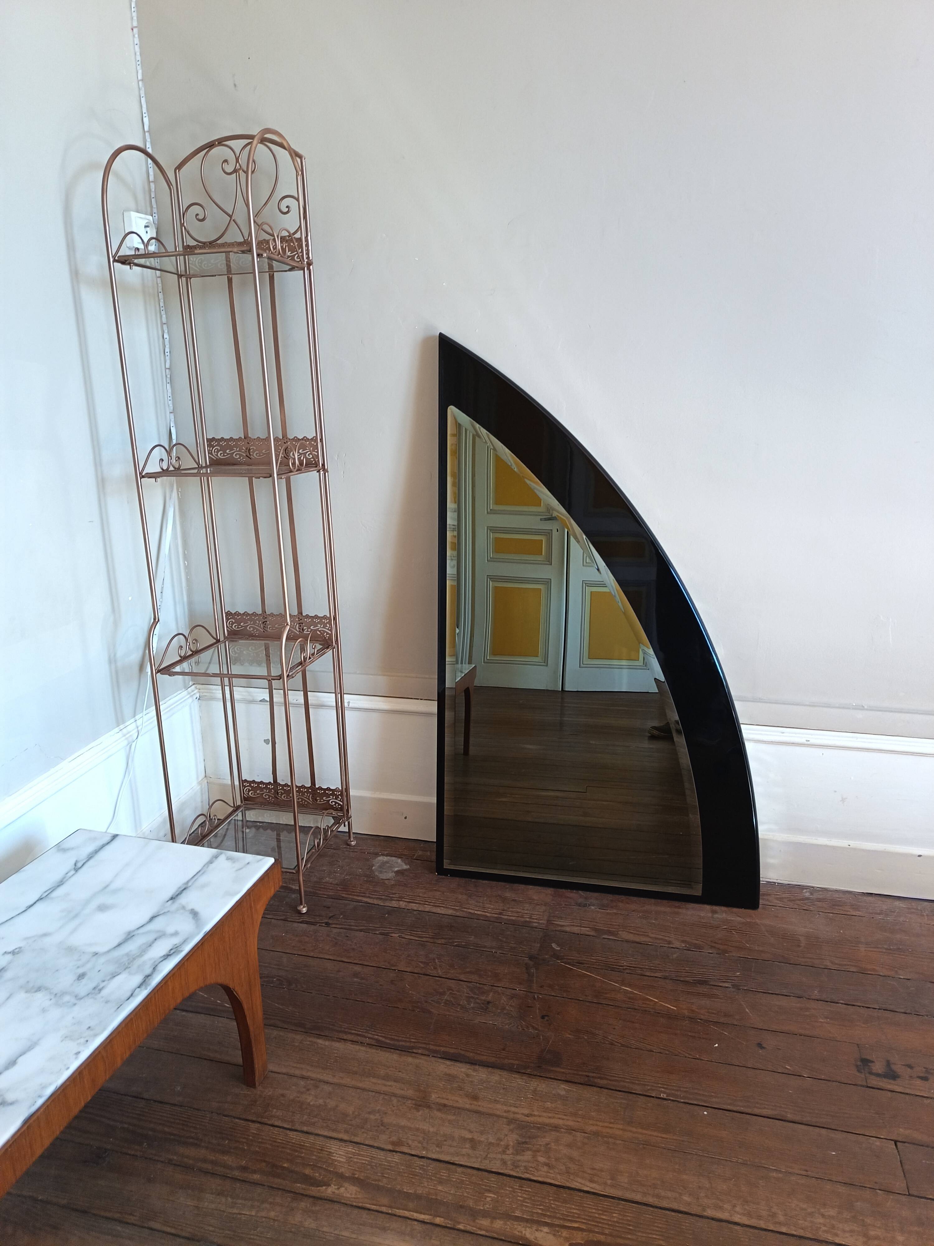 Design mirror