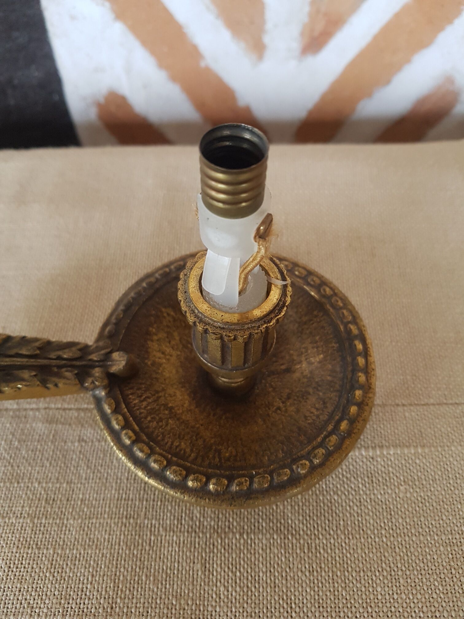 Bronze lamp foot candlestick candlestick cellar rat