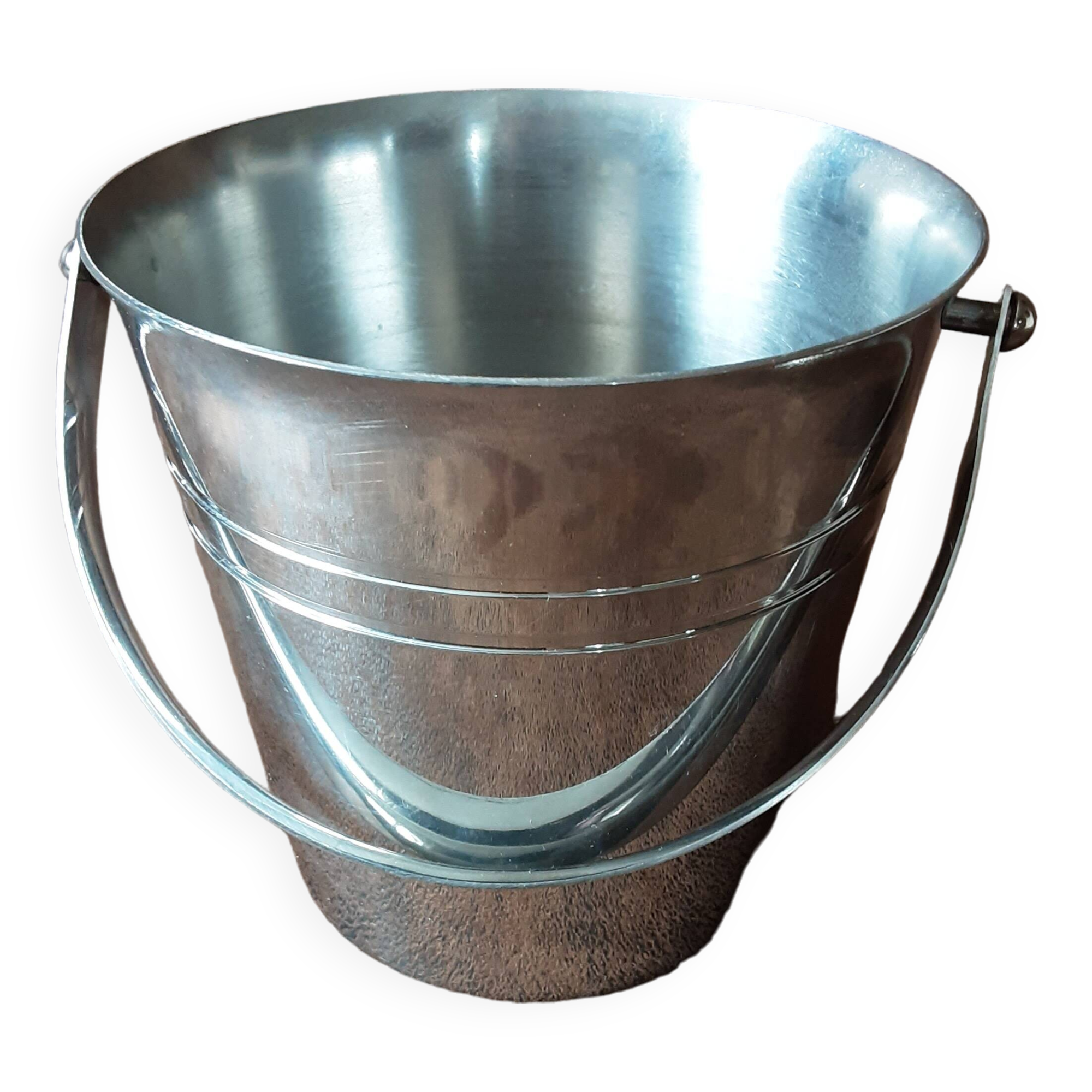 Metal ice bucket