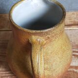 Pitcher Art-Populaire in ancient sandstone