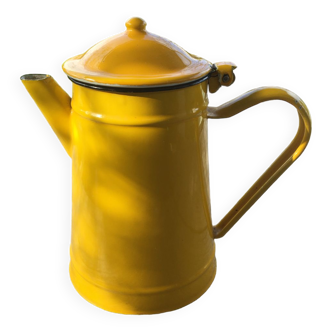 Cafetière émaillée