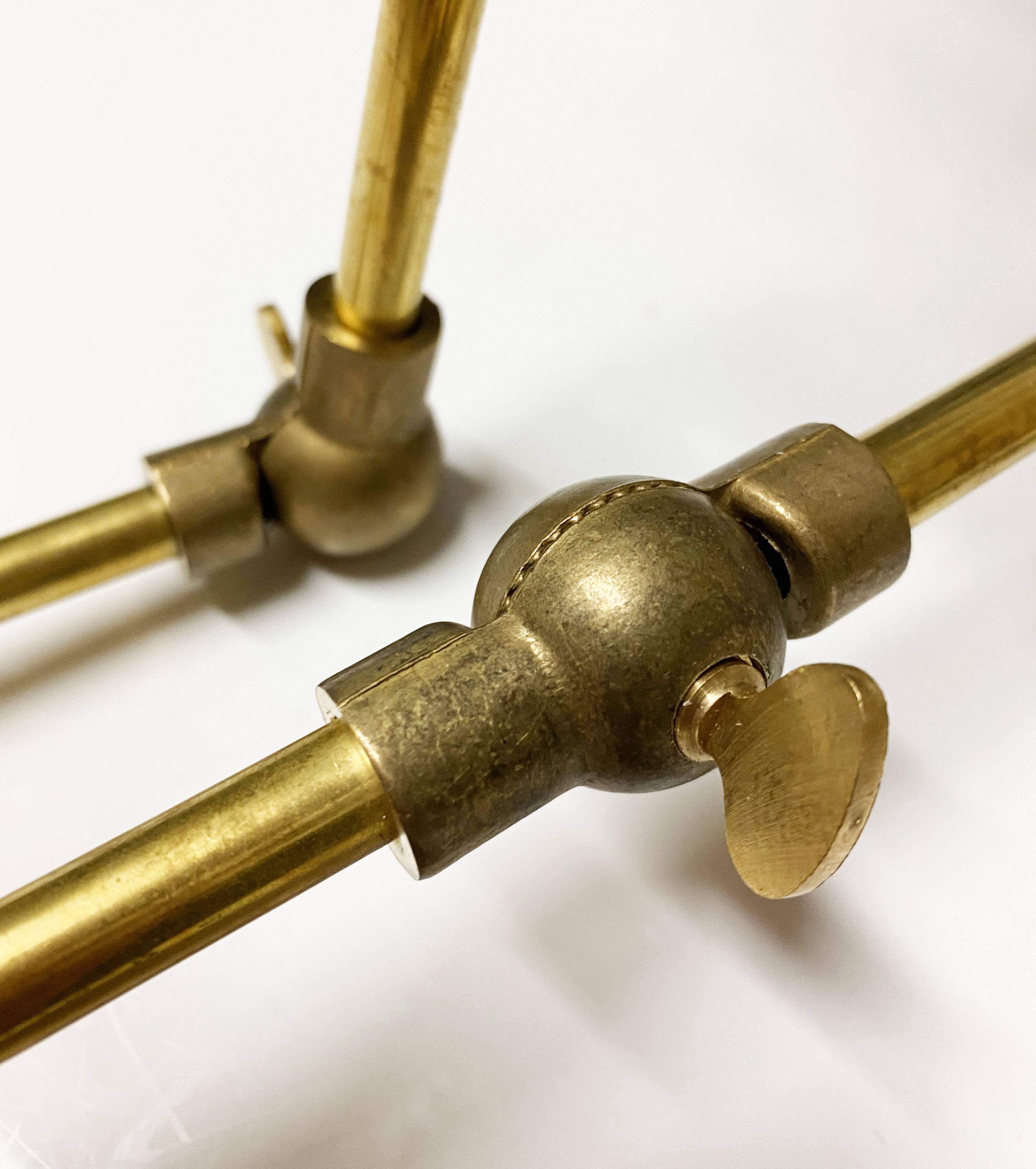 Italian articulated wall light diabolo design 50s