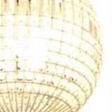 Spherical crystal pendant light