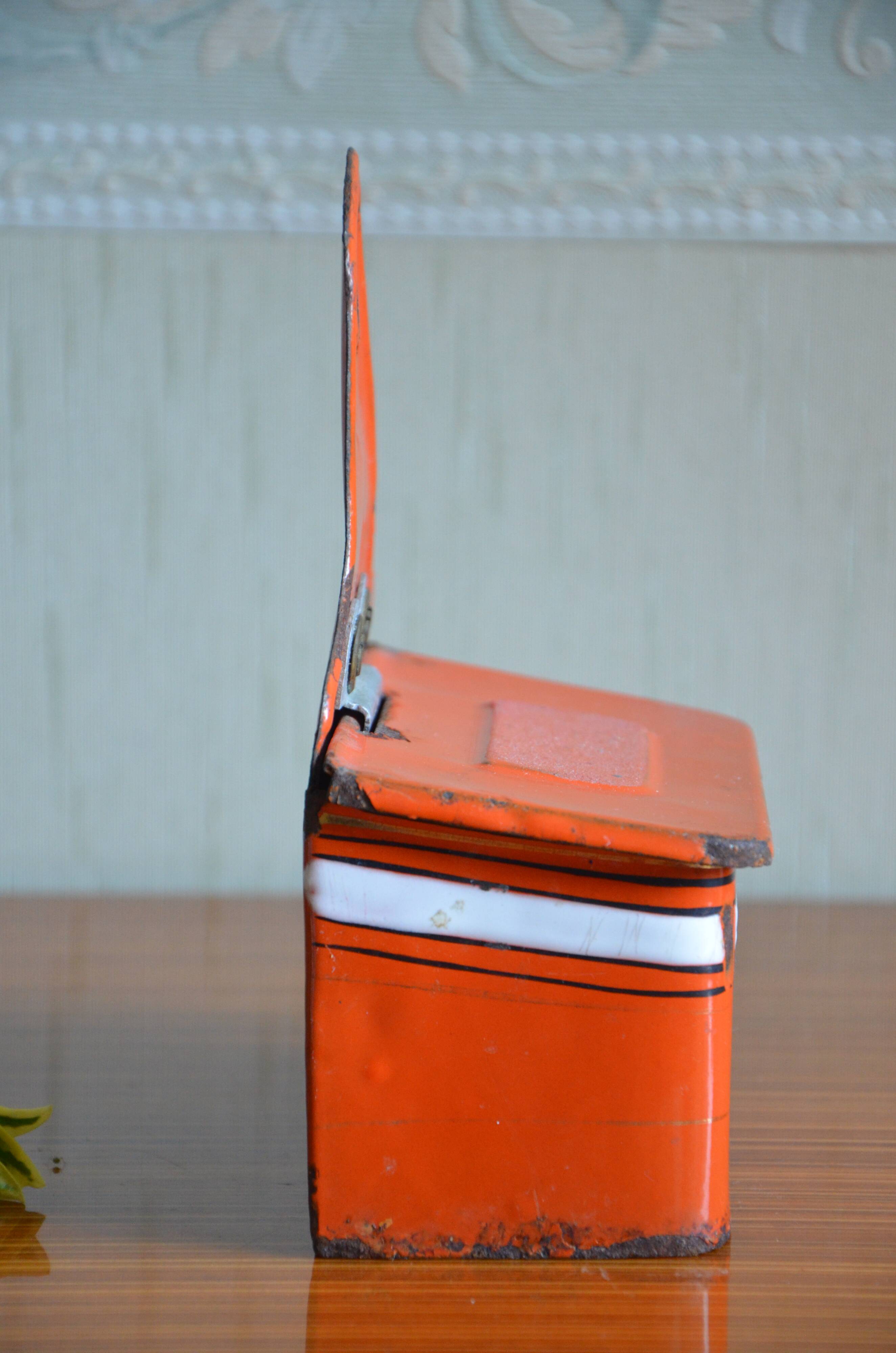 Red sheet metal matchbox