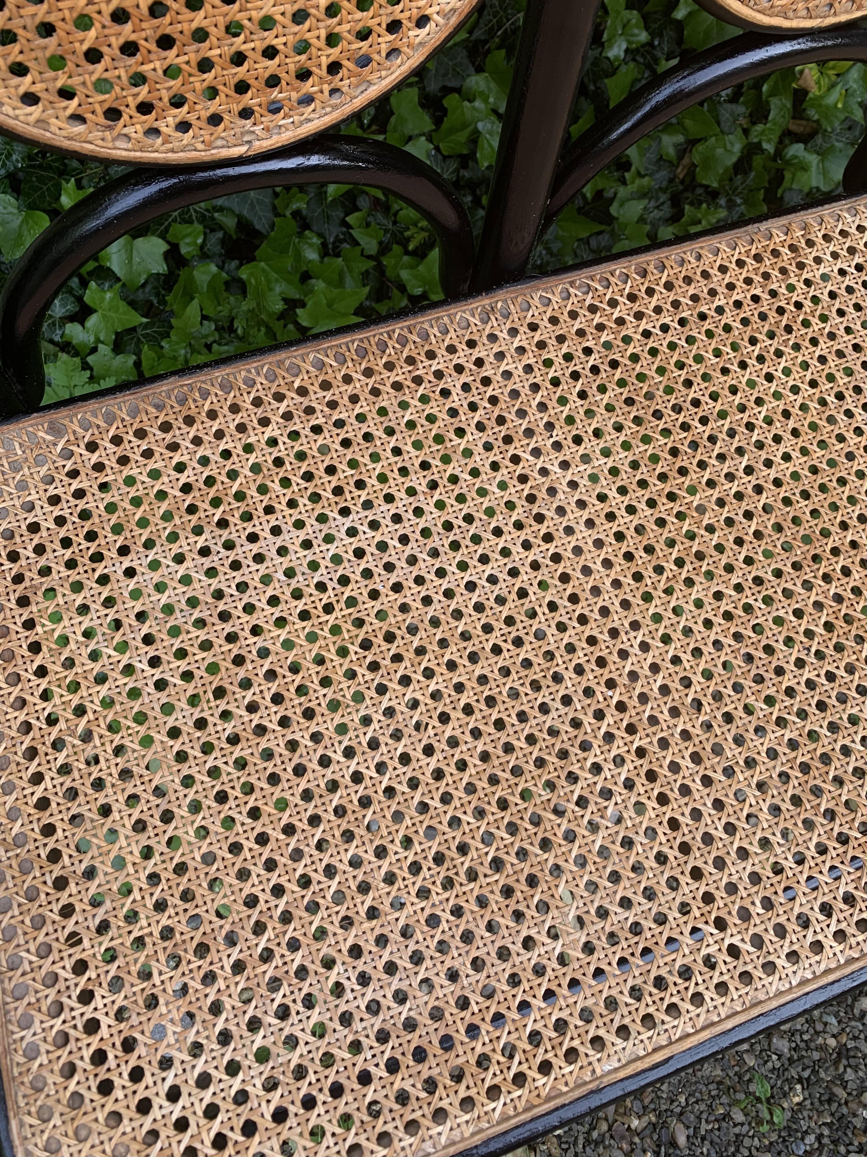 Bistro bench