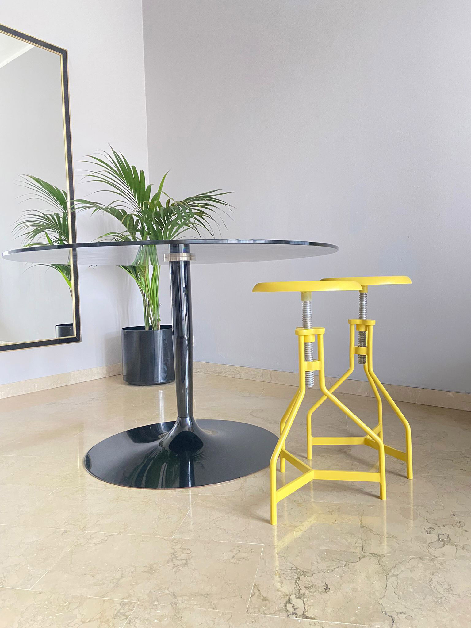 Pair of yellow lacquered metal stools, Restaurati, Italy 70's