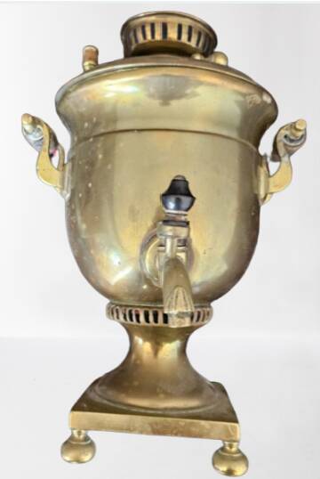 SAMOVAR in brass, Russian origin