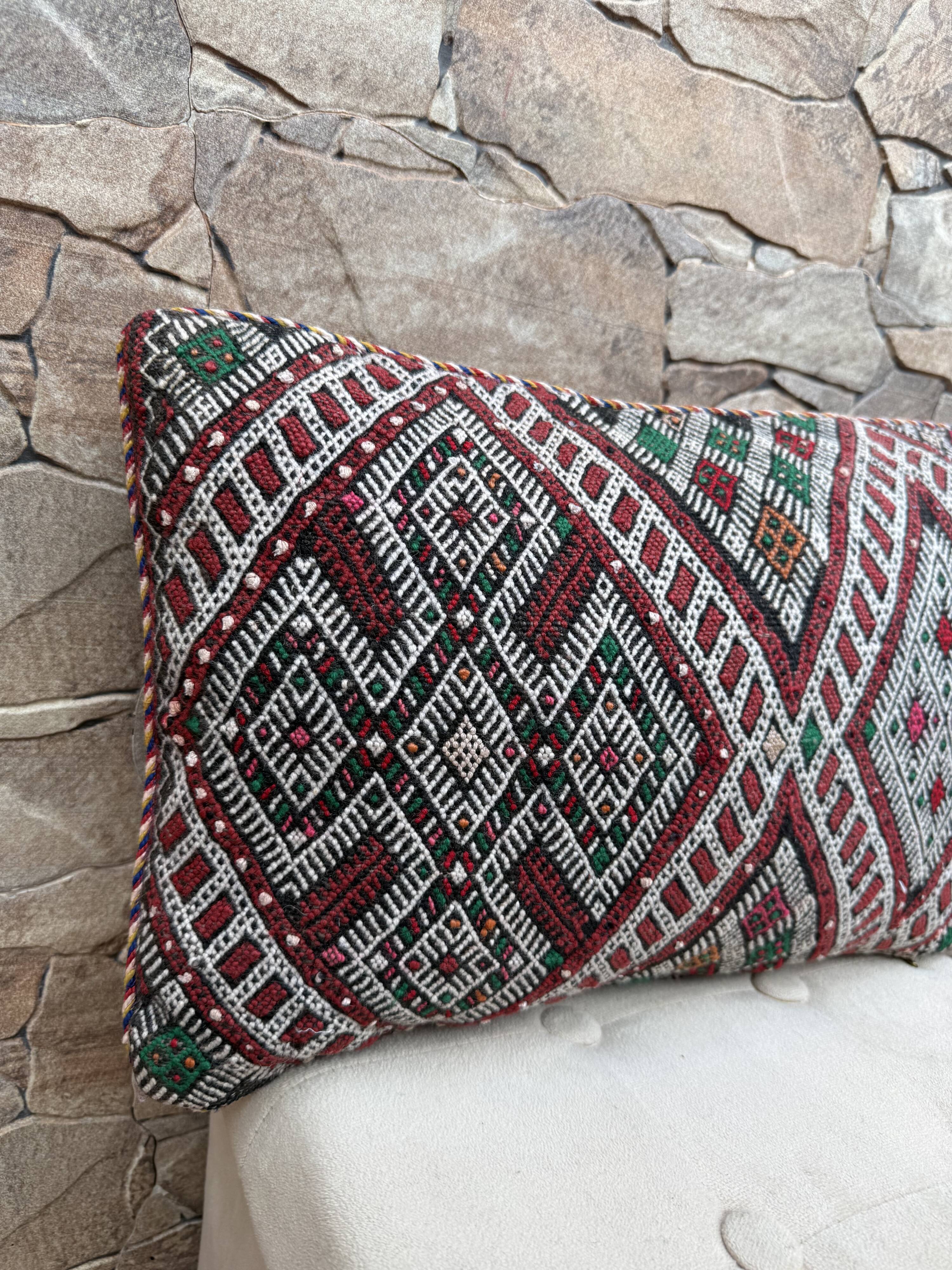 Vintage Moroccan Berber wool cushion cover