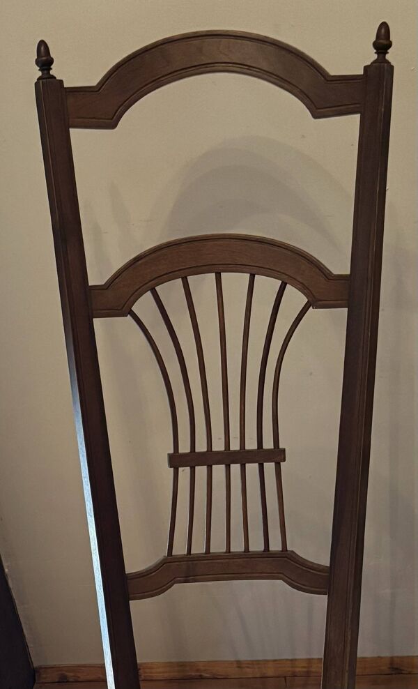 Chaise de nourrice ancienne en bois et paille Bretagne (fin XIXe / début XX