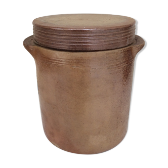 Old charentais stoneware pot with lid