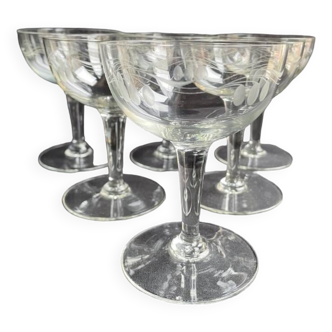 6 Coupes à champagne – Verre taillé et gravé - Art déco