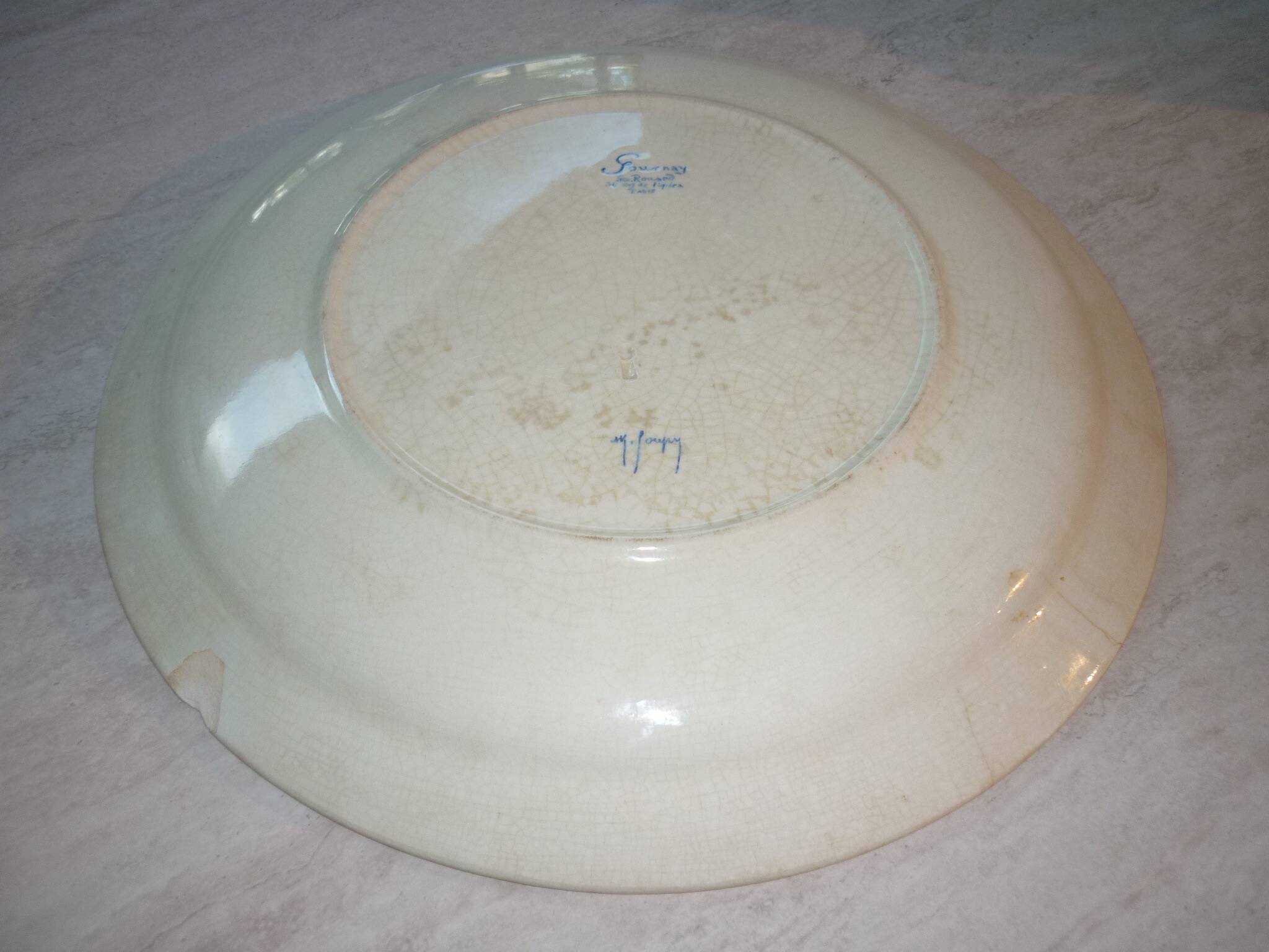 Round dish 32.5 cm Gournay signed M. Goupy for MAISON ROUARD