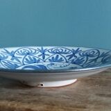 Decorative plate signed Punter, earthenware from Teruel, Spain.