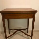 Wallet game table