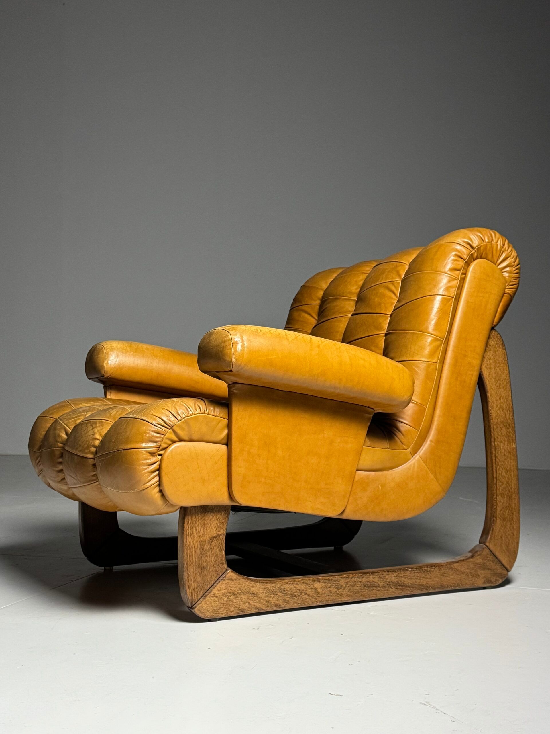 Vintage Italian armchairs 1970-1980