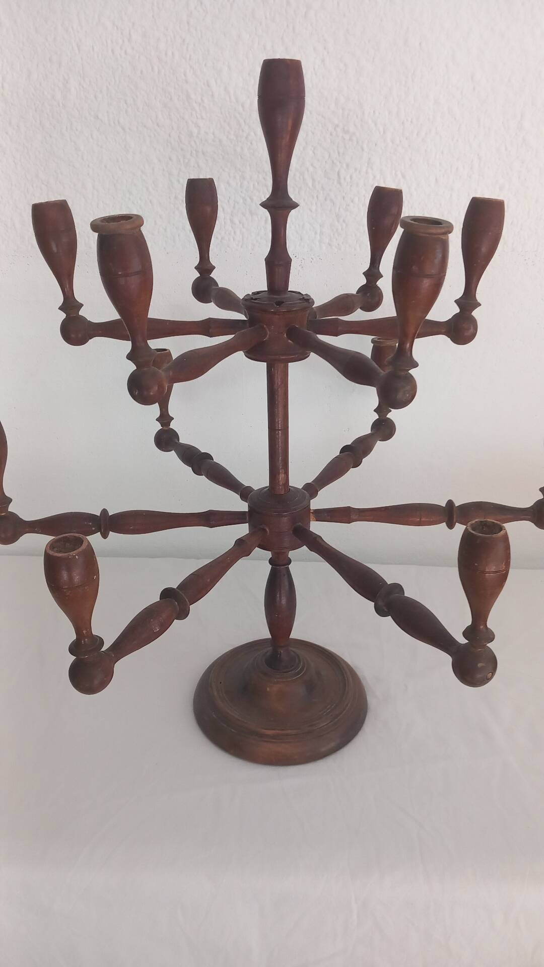 Large vintage turned wooden candelabrum - Brutalist and raw spirit