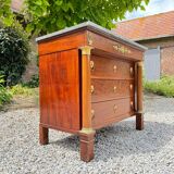 Commode en acajou d’époque empire estampillée courte