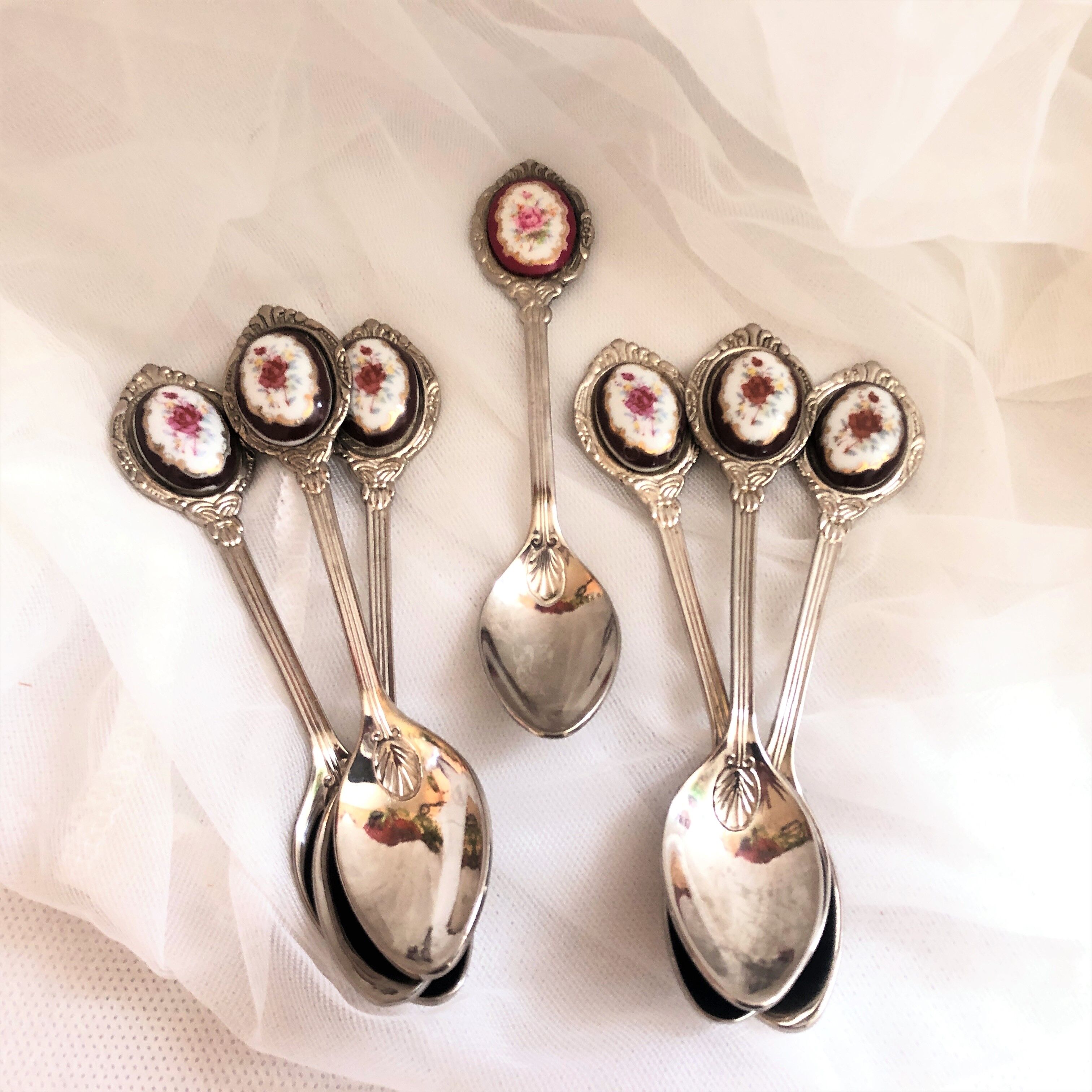 Set of 7 small dessert spoon or coffee with porcelain cabochon