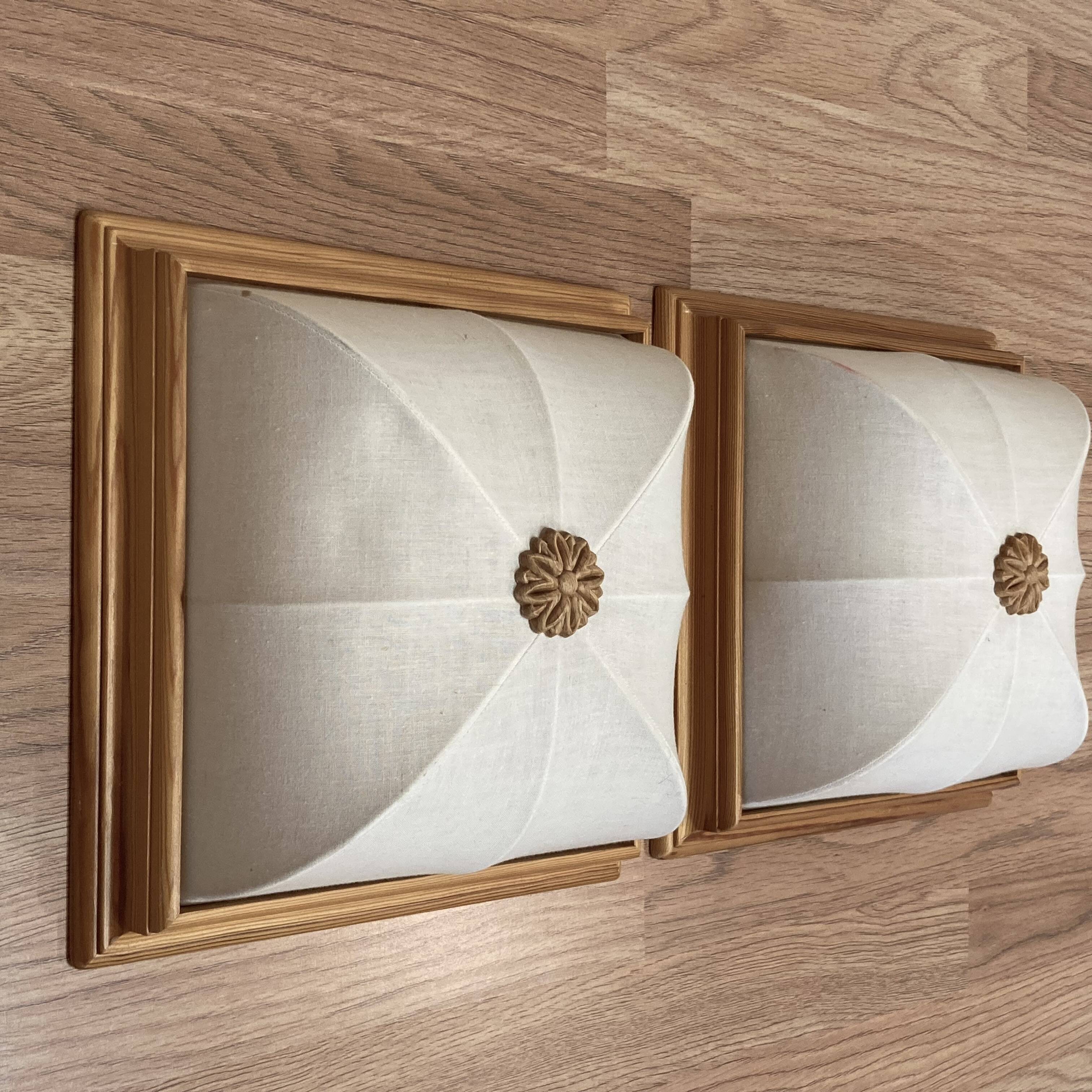 A PAIR OF LARGE SCANDINAVIAN DESIGN WALL LIGHTS FROM THE 1960s.
