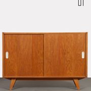 Commode en chêne, modèle U-452, par Jiroutek pour Interier Praha, 1960