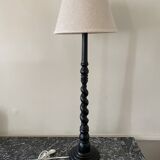 Twisted wood lamp