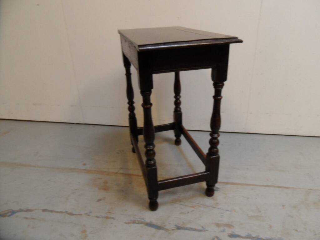 Antique oak sidetable