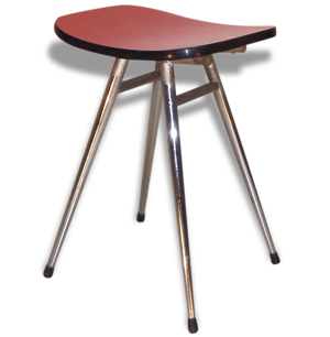 suite de trois tabourets