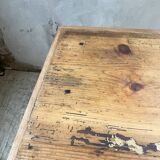 Farmhouse table with spindle legs 2m