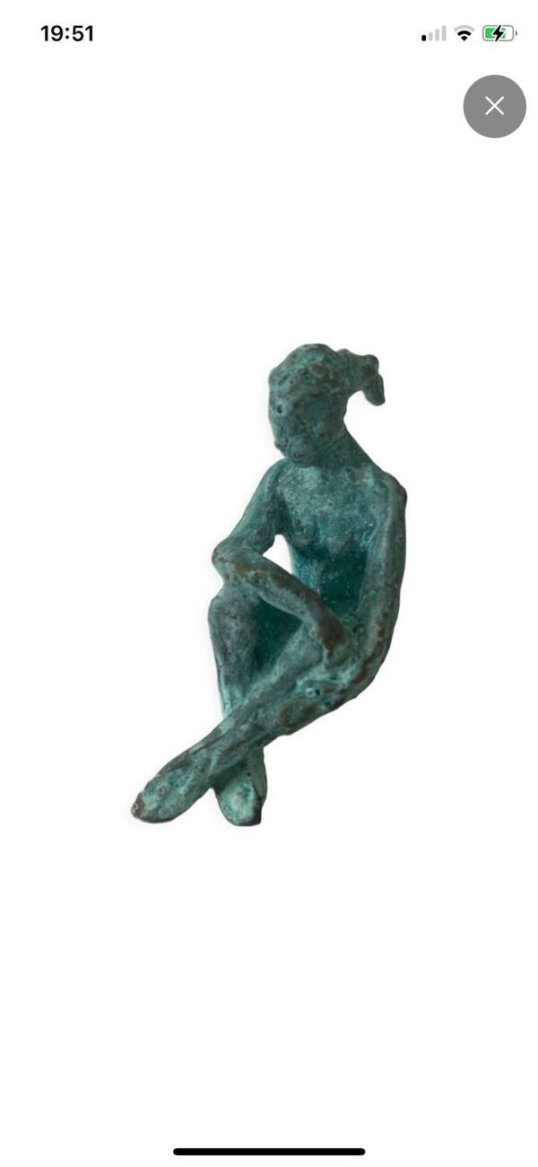 Femme assise - bronze original d’art