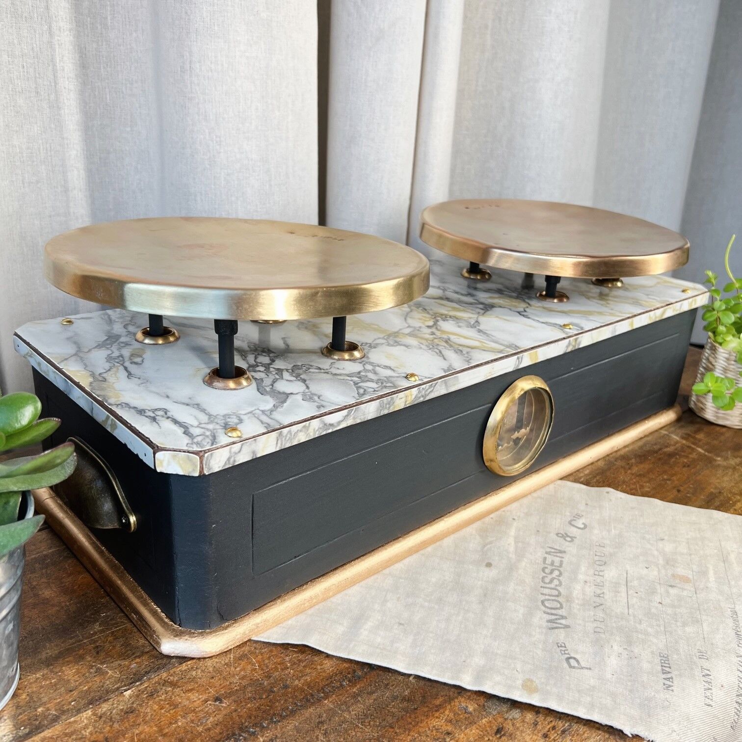 Old grocer's scale restored