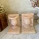 Paire de serre-livres vintage vase Médicis en onyx rose