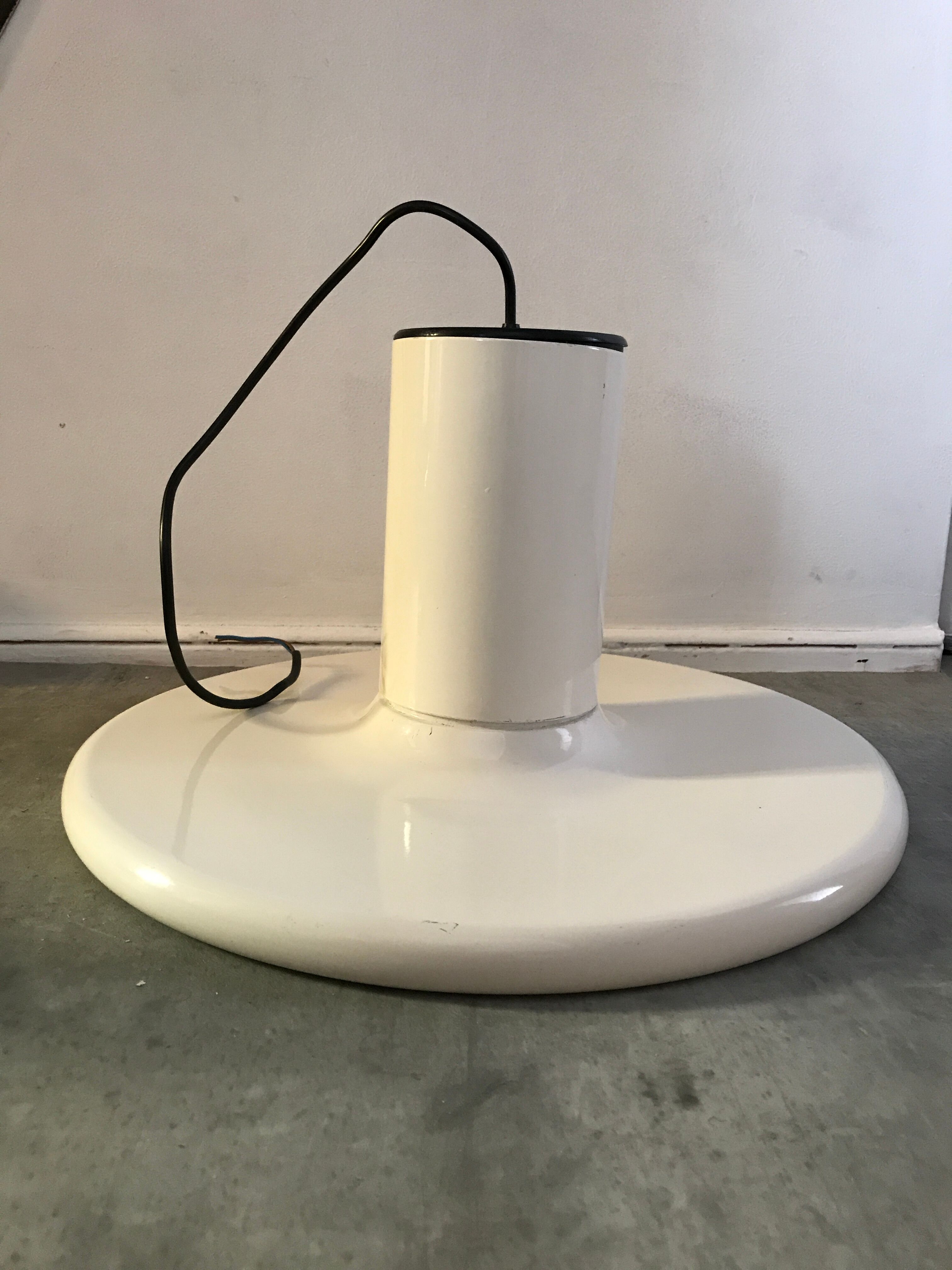 Suspension metal Lita