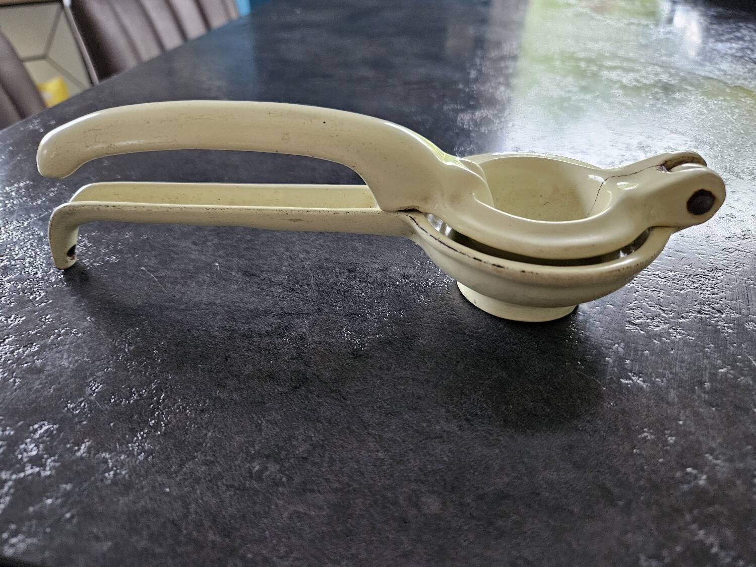 Cast iron citrus press