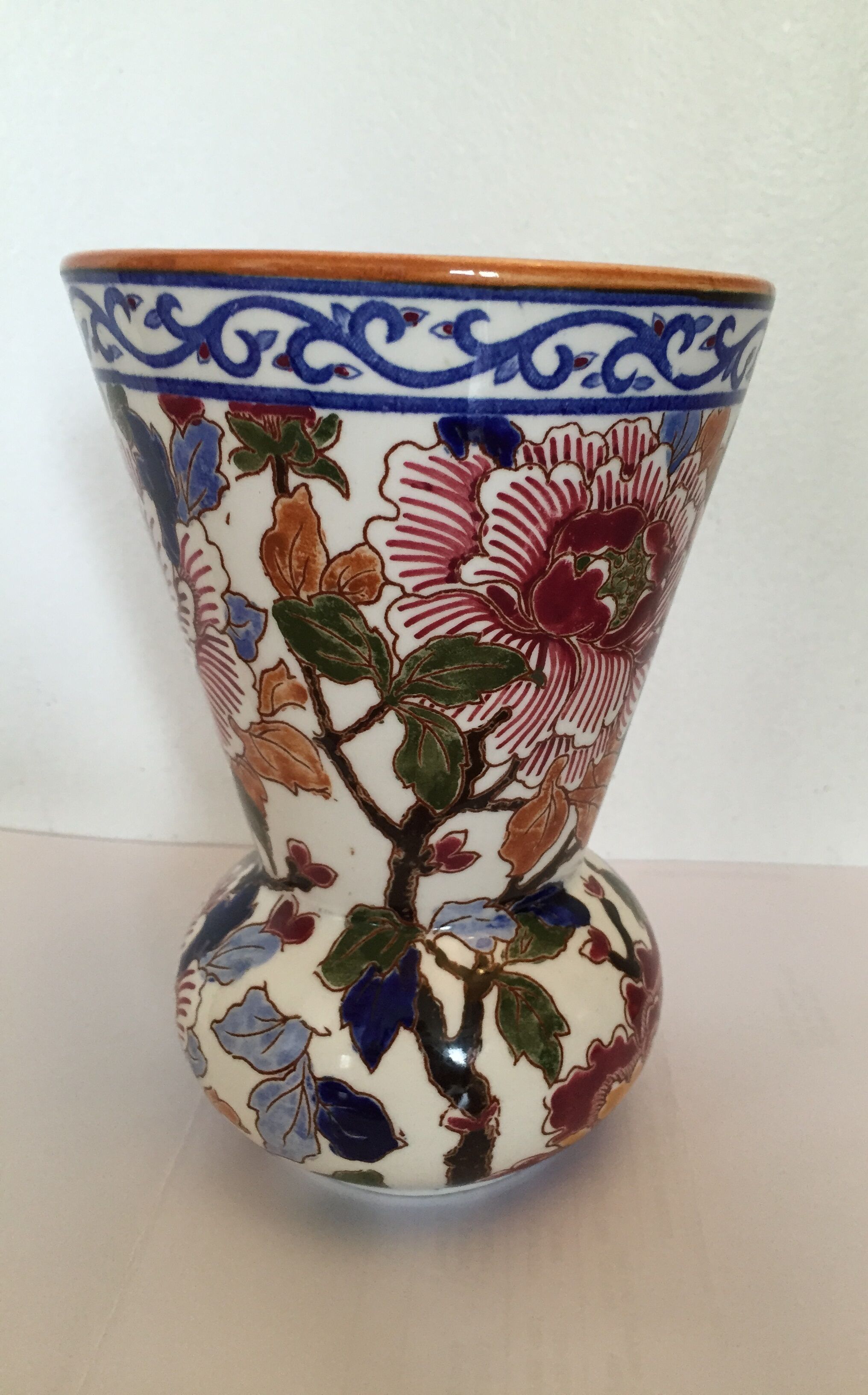 Gien ceramic vase