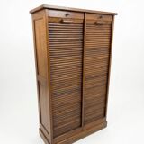 Antique double curtain cabinet in oak (internal drawers)
