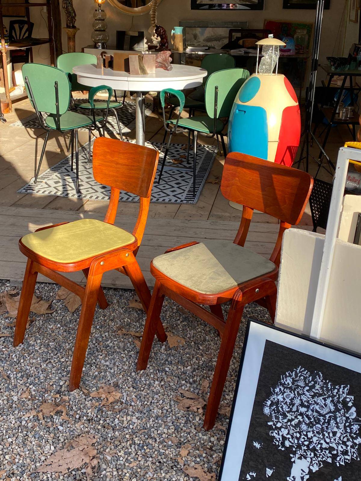 Boomrang "Centa" chair pair