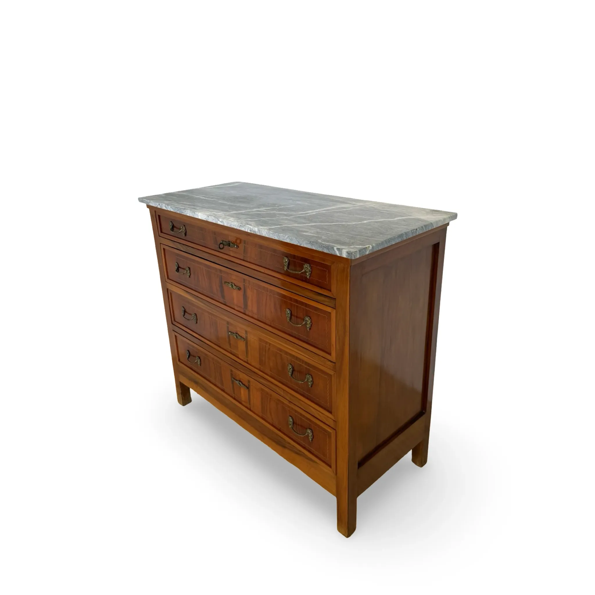Elegant antique chest of drawers, dating to the early 20th century, ci