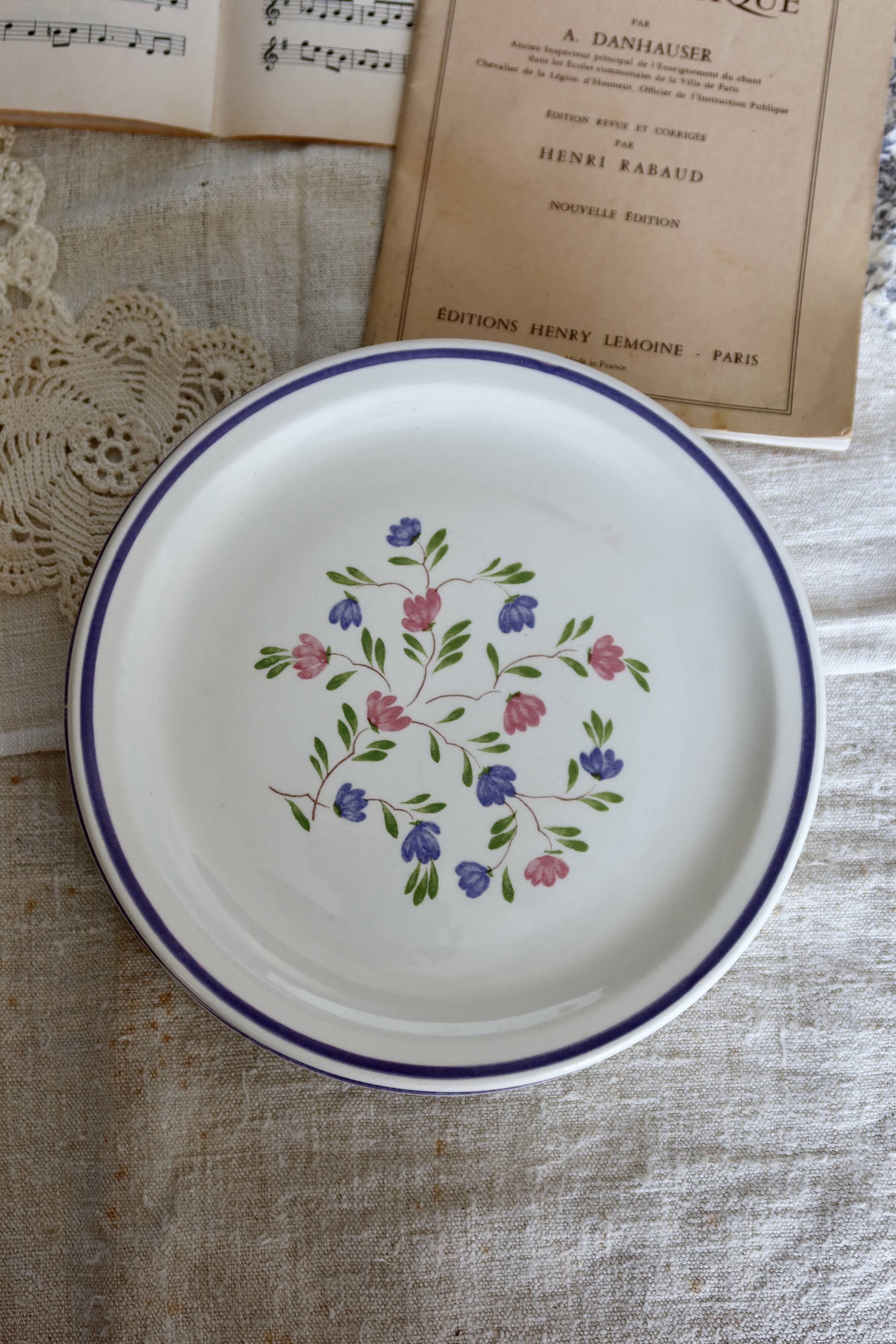 6 vintage porcelain dessert plates Moulin des Loups lilac floral pattern