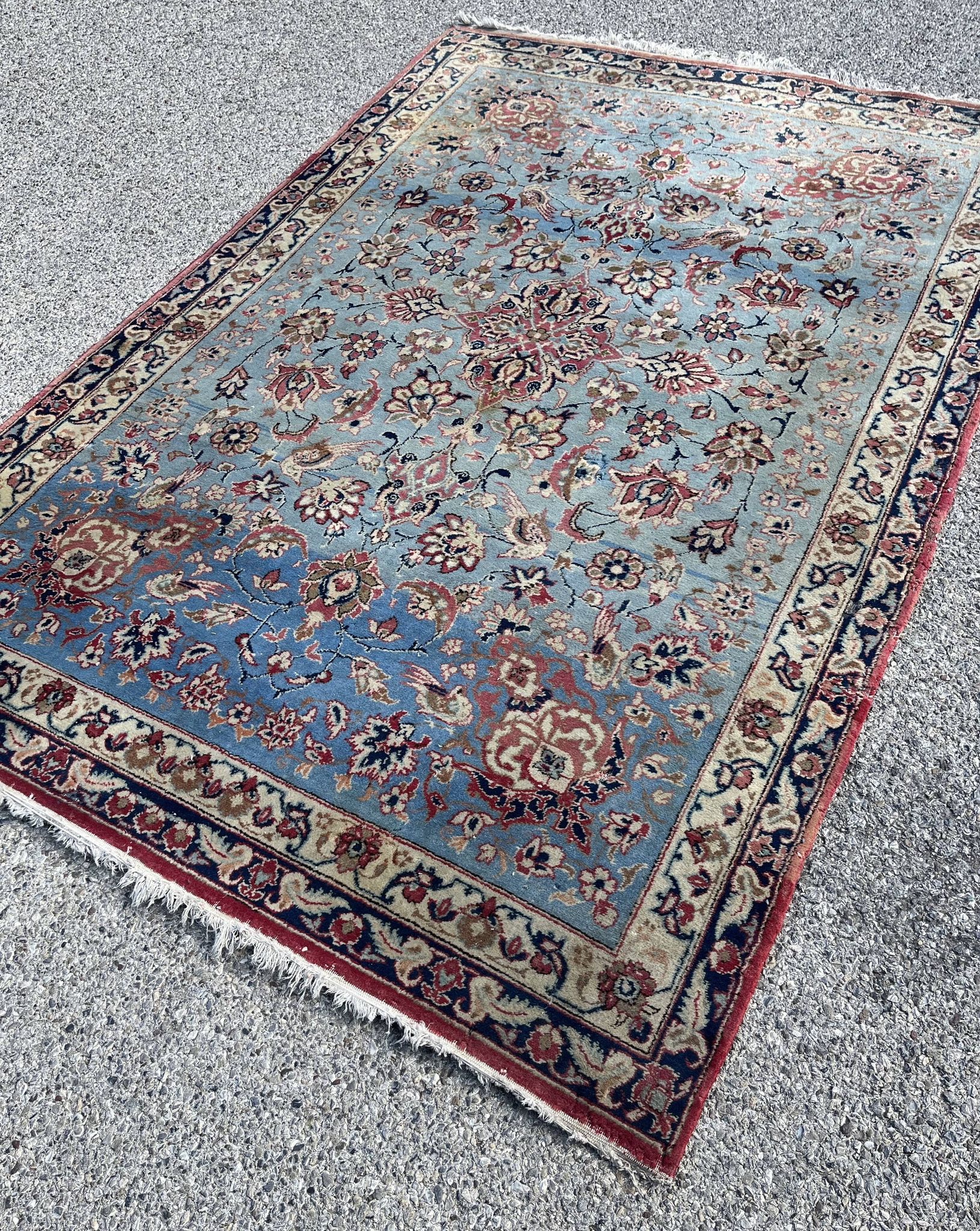 Oriental carpet iran Isfahan Nadjafabad Persian: handmade. Dimensions: 1.60 x 2.30 m