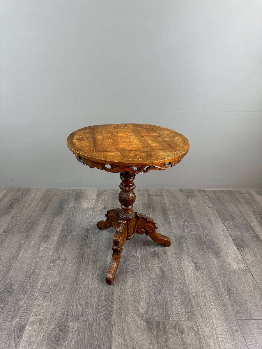 Table Guéridon en bois marqueté, XXe Siècle