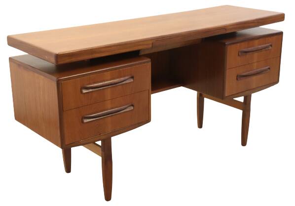 Bureau vintage en teck fresque G-Plan 'Frettenham'